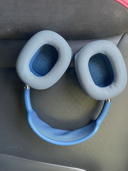 Продам Airpod Max в хорошем состоянии