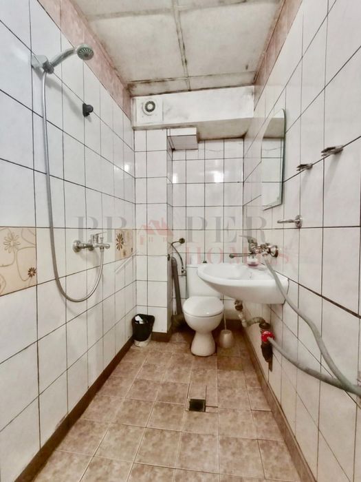 Продава се Двустаен апартамент в Велико Търново, Колю Фичето - 50 кв.м за 1570 €/кв.м - Снимка #6