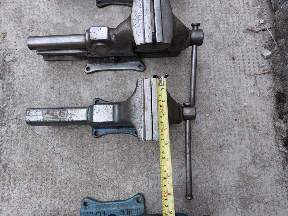 Menghina Heuer Front Veche