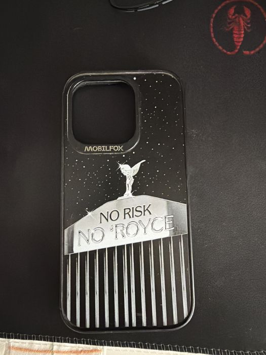 Vand husa mobilfox iphone 15 pro