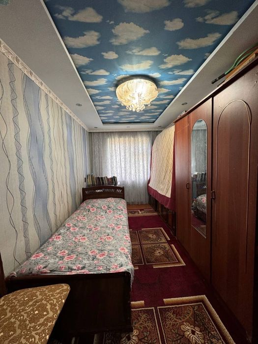 4 хонали уй 3 этажда сотиляпди