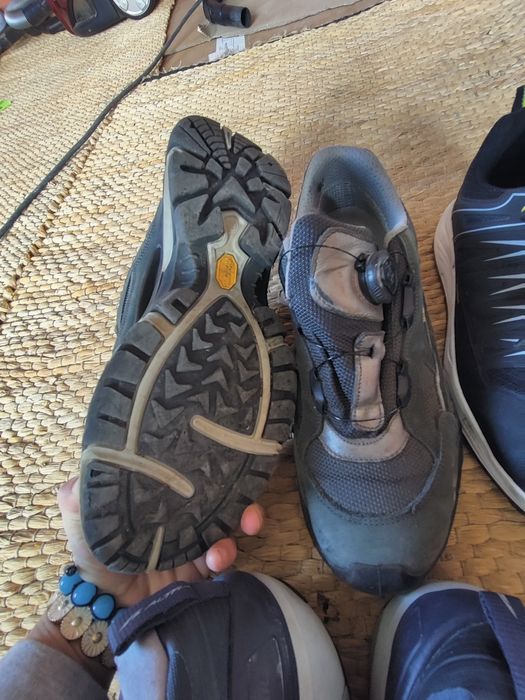 Маратонки оригинални големи номера