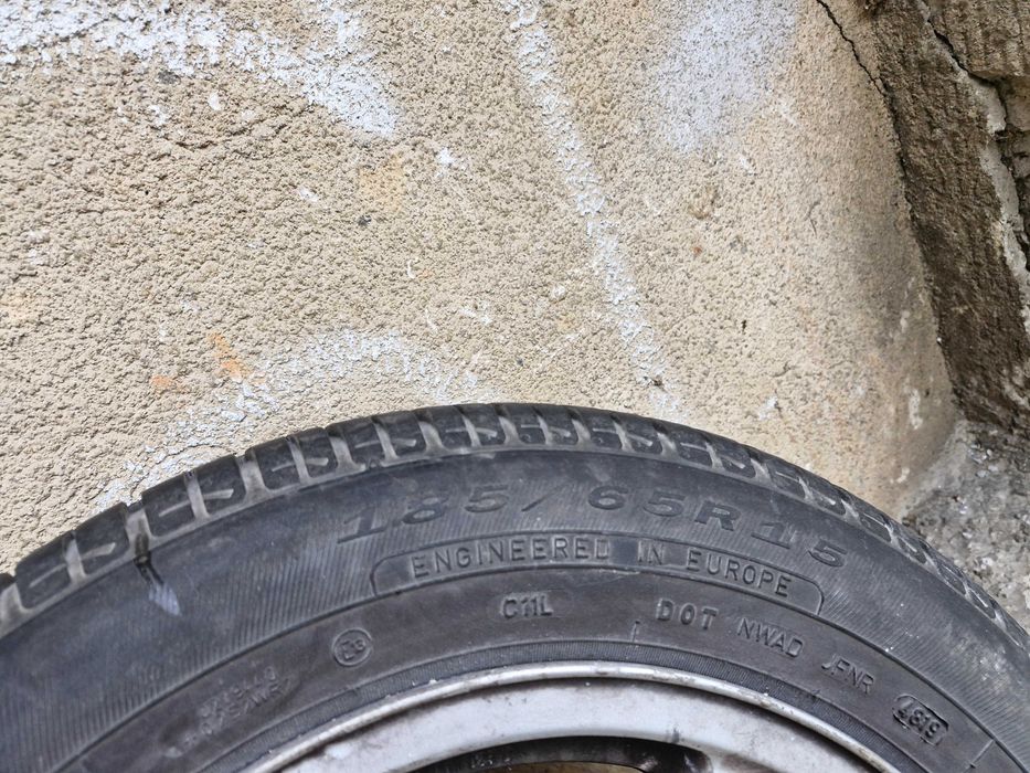 jante + anvelope 185/65 R15