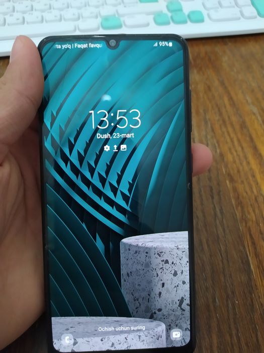 Samsung A31 (narx kelishamiz)