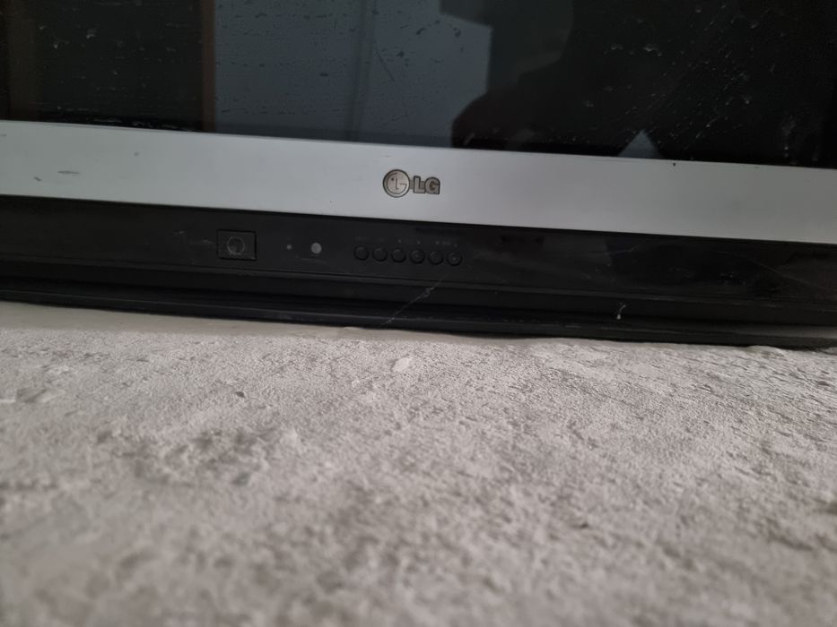 Телевизор сатылады улкен диагональ