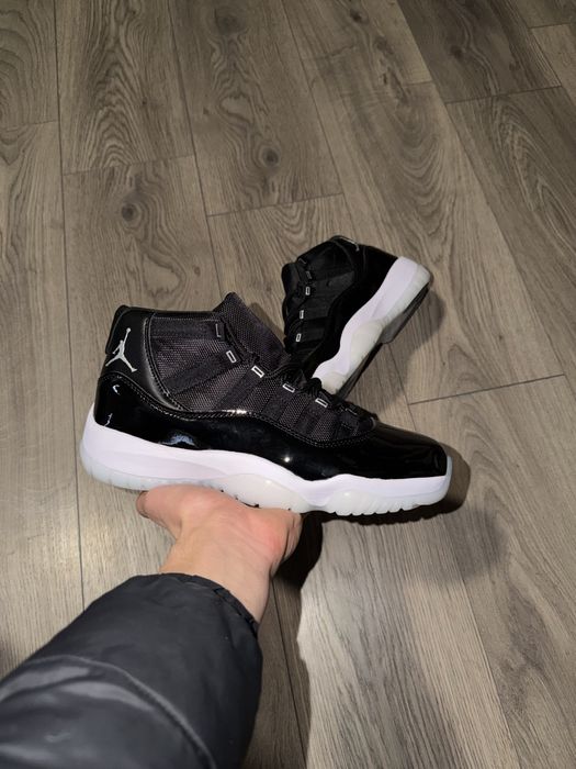 Air Jordan 11