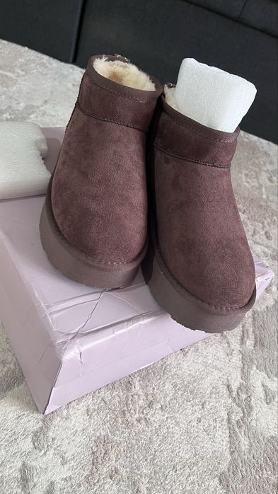 Угги шоколадного цвета