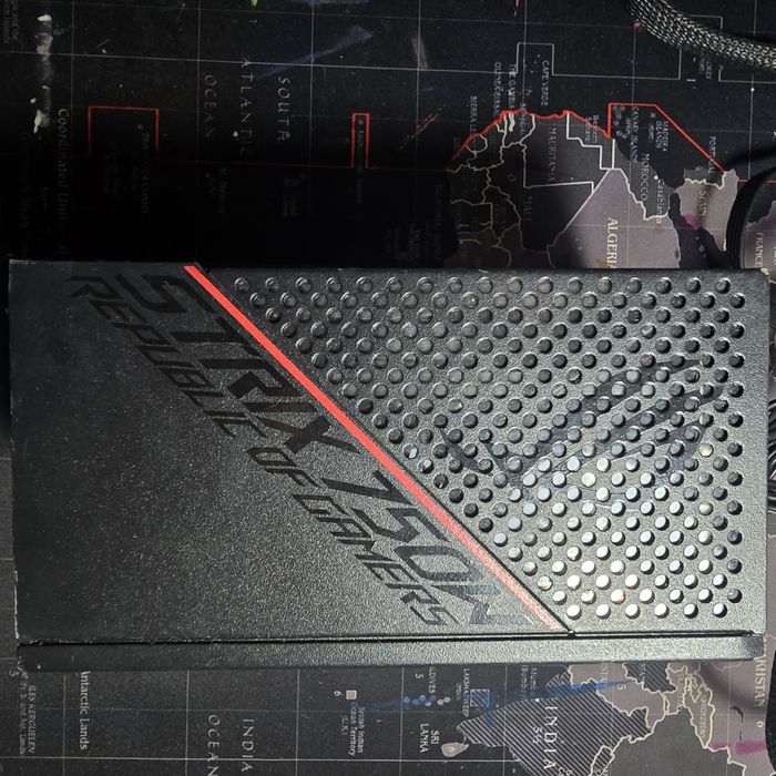 Sursă Asus 750w modulară