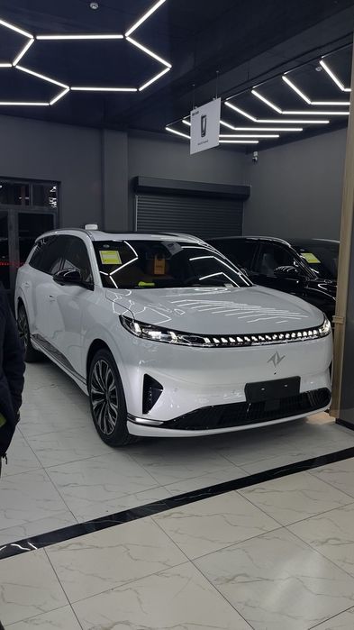 Dongfeng ep008 krasover