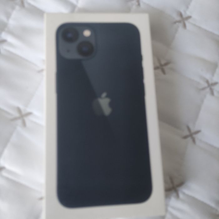 Iphone 13 с калъфи подарък