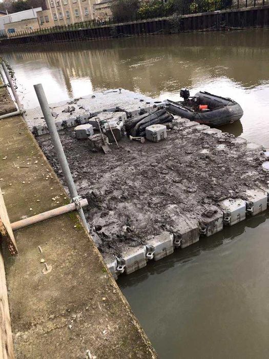Ponton modular sustinere pompe irigatii rovatti