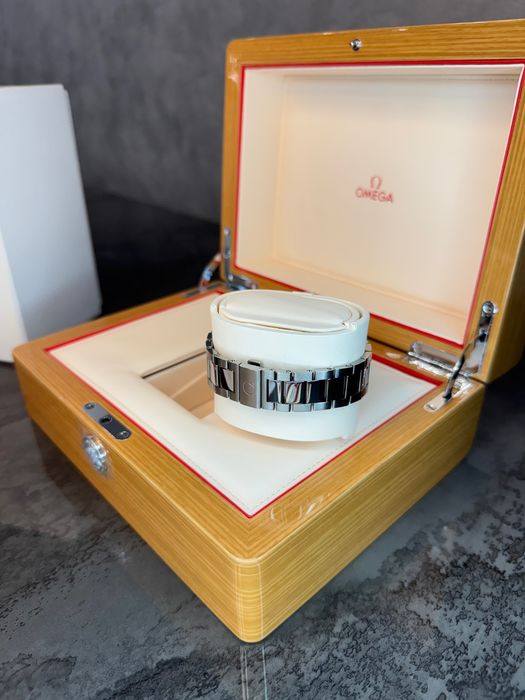 Omega Speedmaster 57 - GIULIAN Sofia
