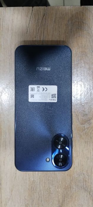 Продам смартфон срочно.