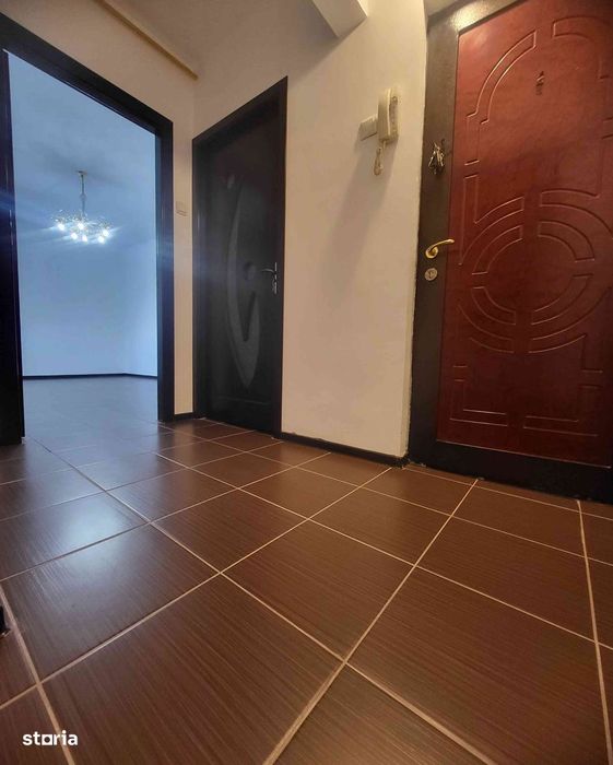 Apartament 2 camere decomandate, strada Bradului