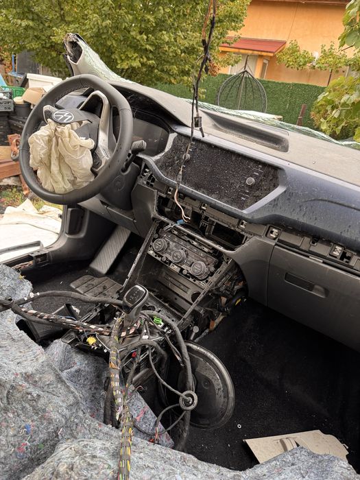 На части 2024 Volkswagen taos , SE