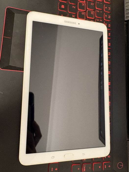 Samsung Galaxy Tab E