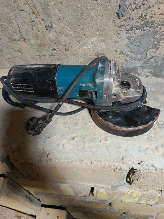 Макита болгорка йахши ишлиди