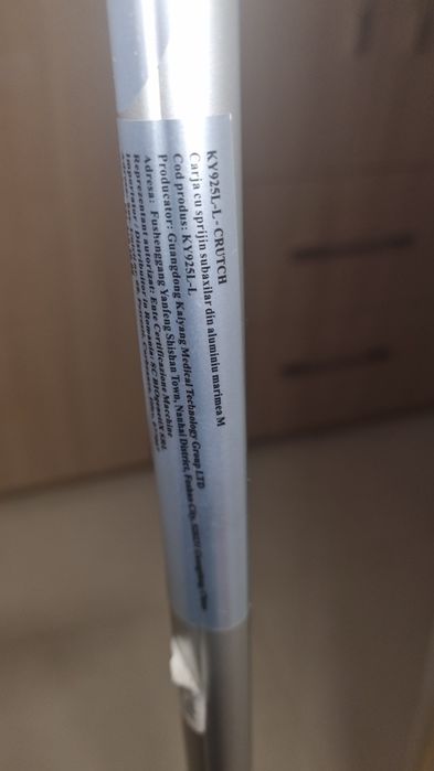 Vând cârja subaxila din aluminiu