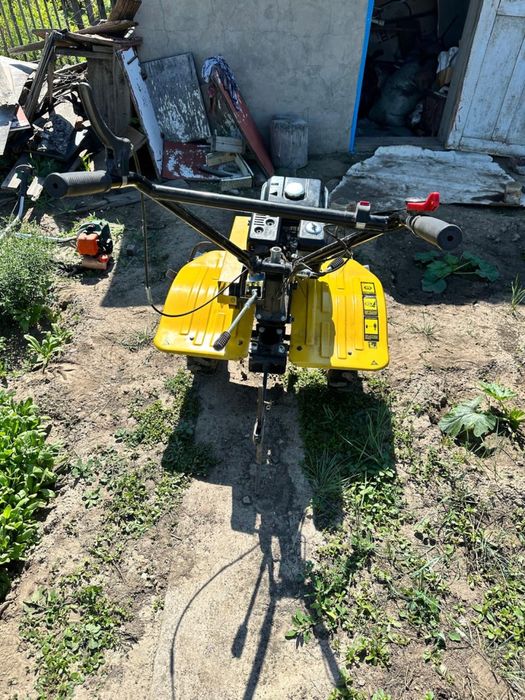 Мотоблок Целина Т70Ц