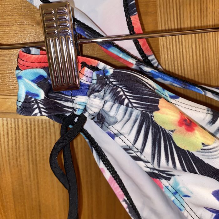 Женский раздельный купальник