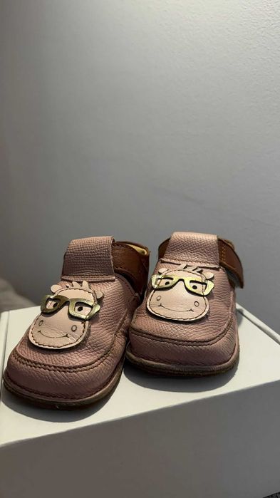 Pantofi primii pasi, barefoot, talpa flexibila, piele naturală.