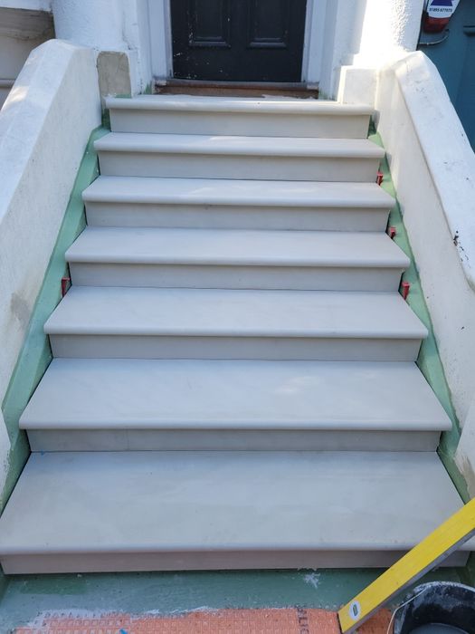 Gresie faianță glet și var airless instalați electrice și sanitare