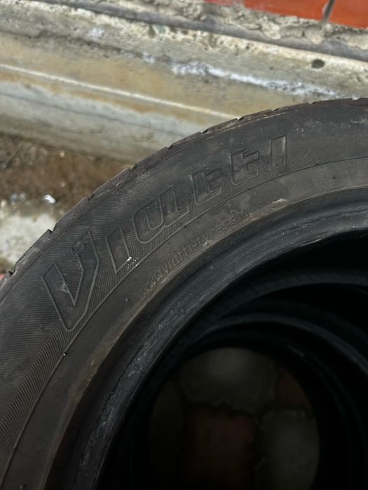 Продам шины б/у  R16