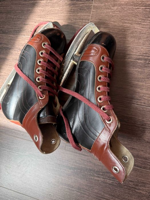 Кънки за хокей пързаляне на лед