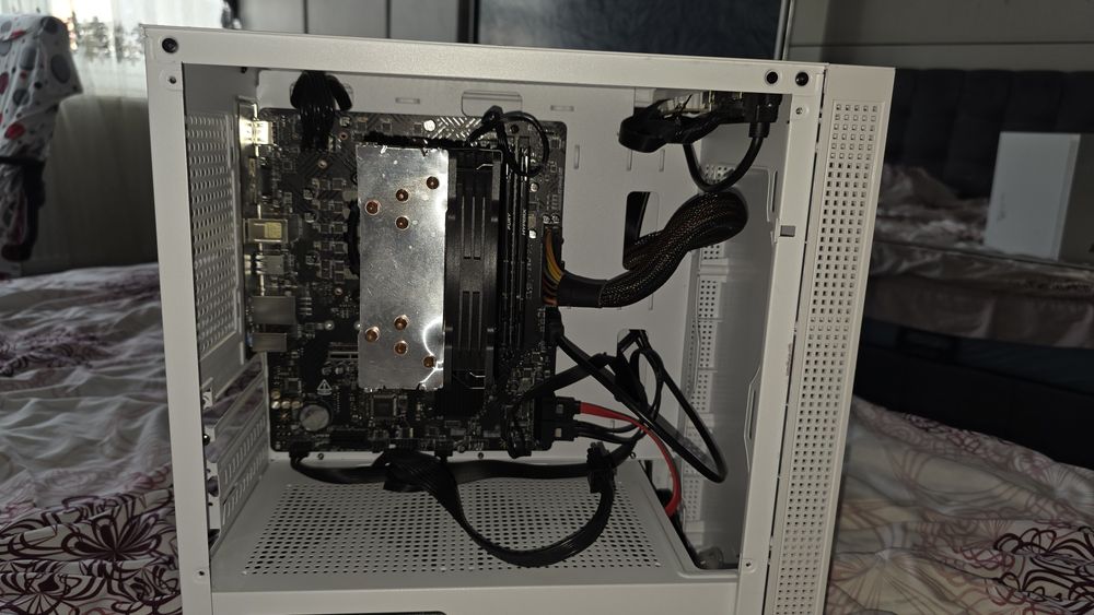 Unitate pc i5 12400f