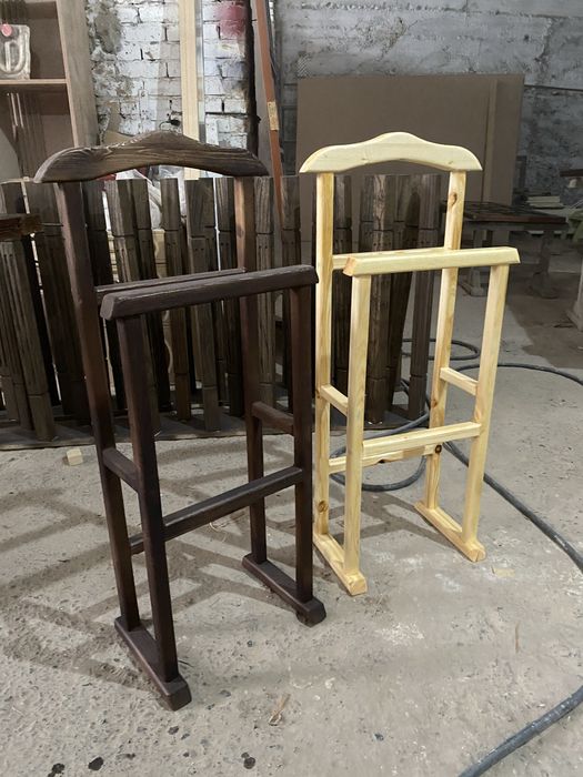 Напольная вешалка «немой слуга»