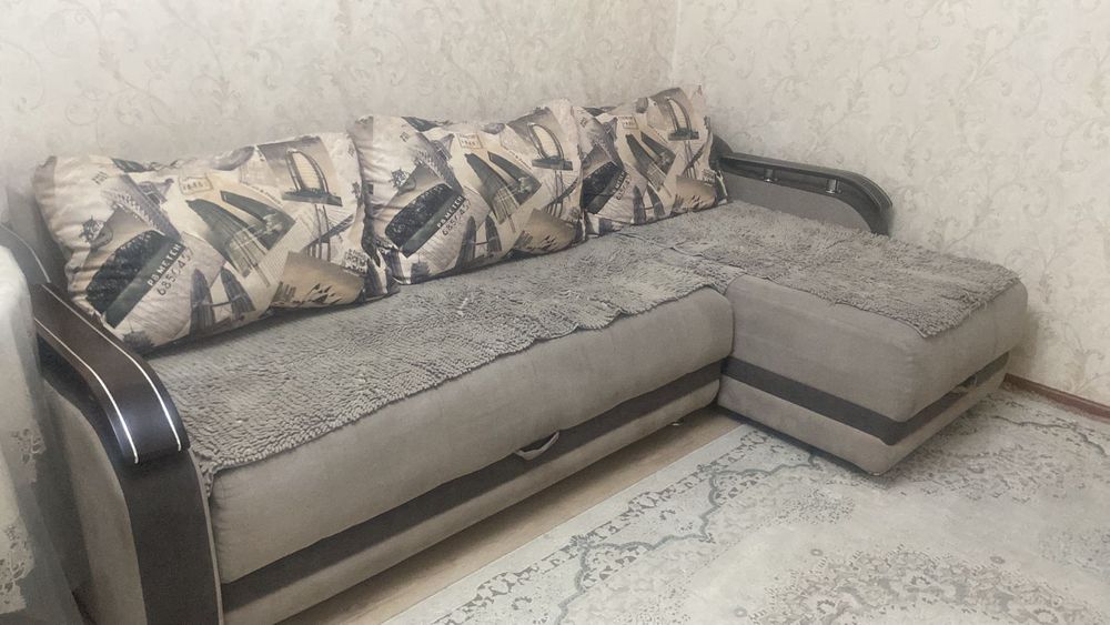 Продам диван-уголок