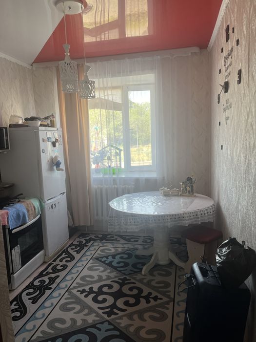 Продаю квартиру в Топаре