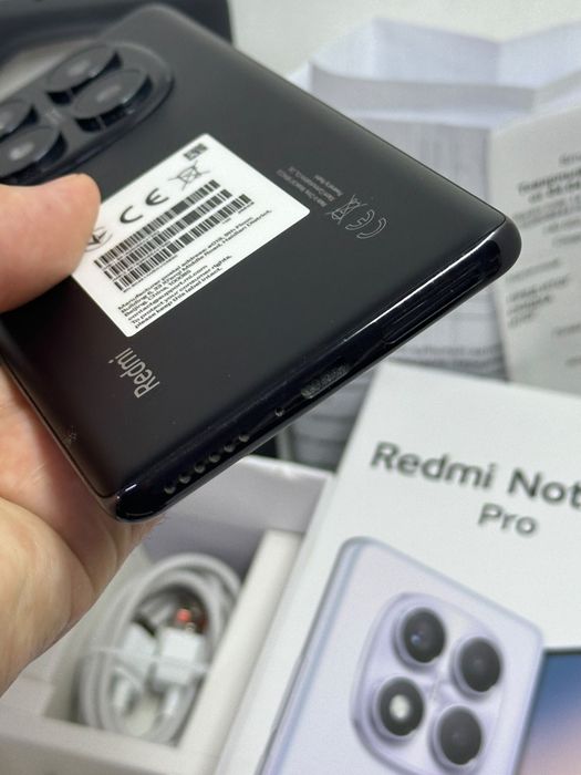 Продаётся Redmi Note 14 Pro 256г