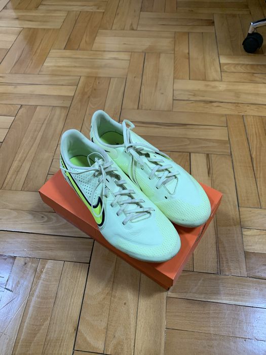 Бутонки Nike Tiempo Legend 9 42 номер