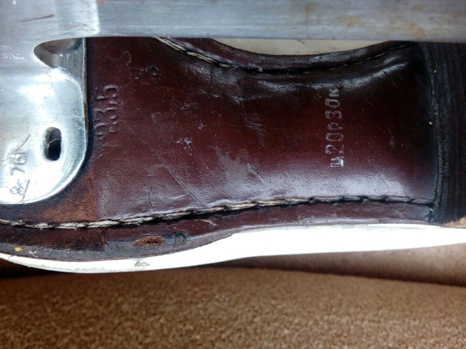 Продам советские , прочные коньки