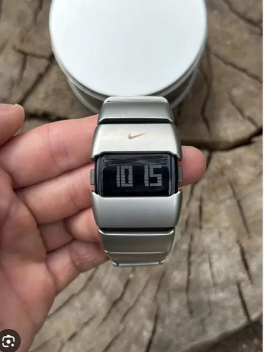 Nike raqamli sport soati
147,000 so'm