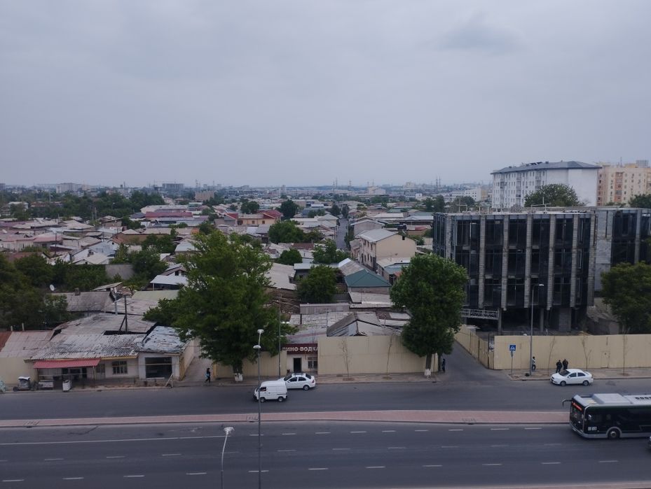 1/6/8 Куйлюк базар 34.4 кв. ТЦ Компас