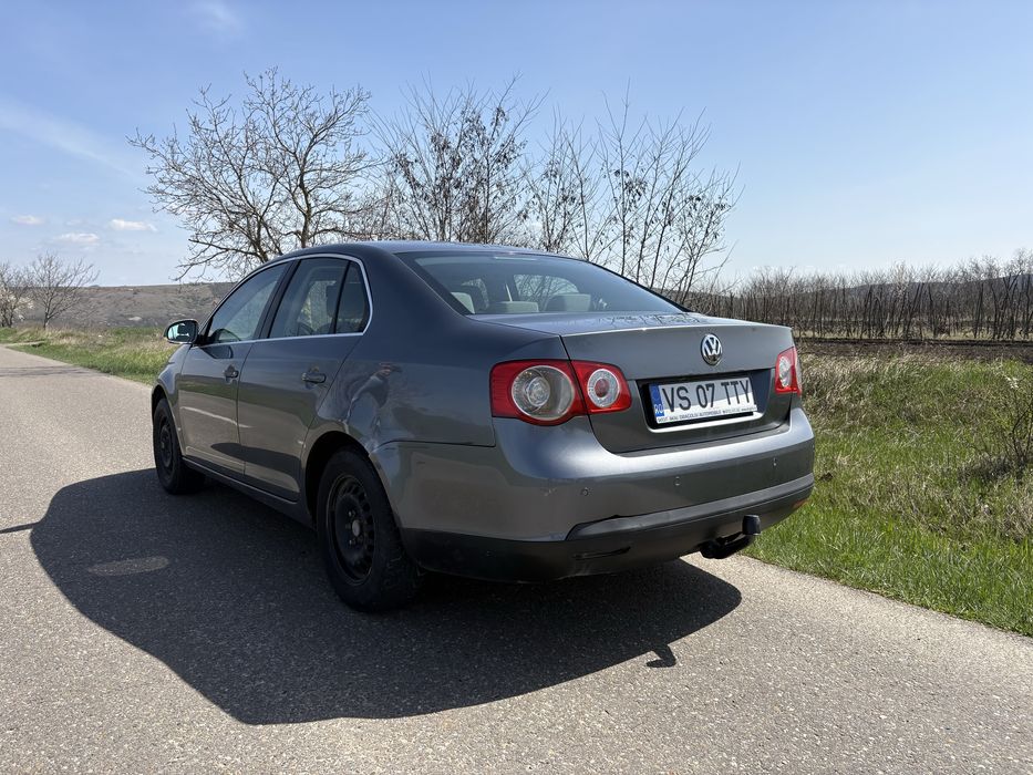 Vw jetta 2006 2.0 benzină