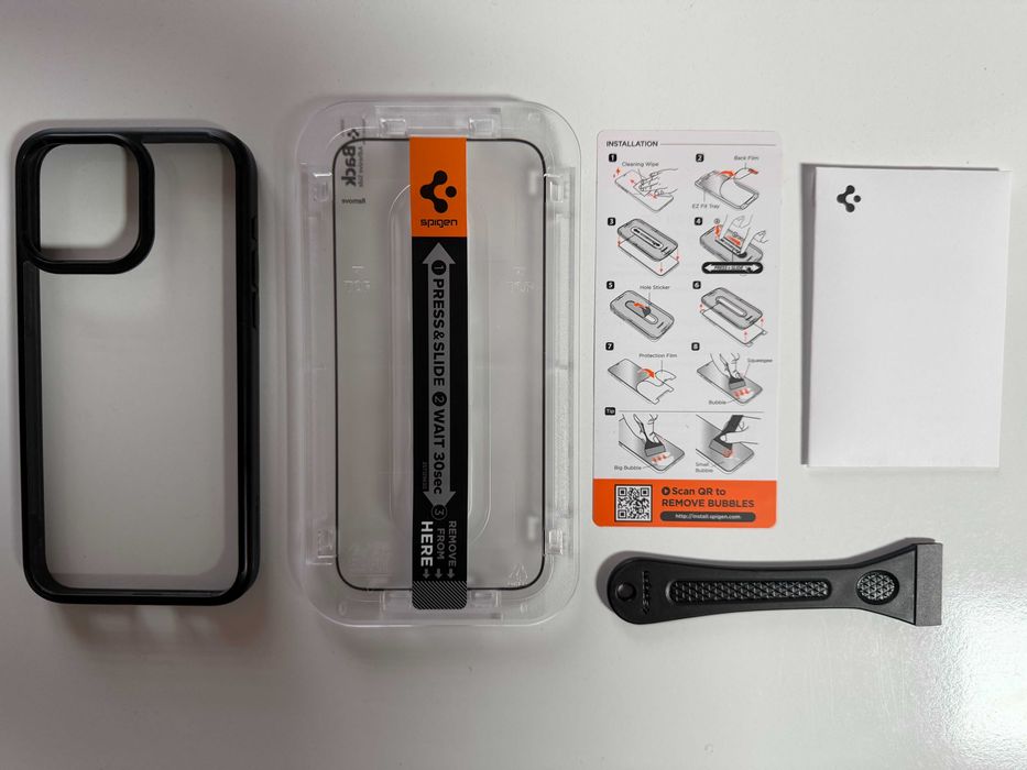 iPhone 15 Pro Max, Black Titanium 512GB + Spigen протектори и Гаранция