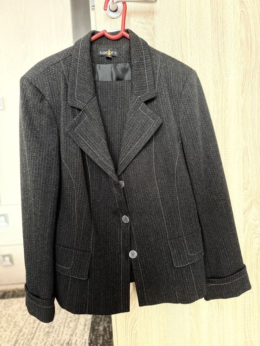 Costum din 2 piese sacou+pantaloni