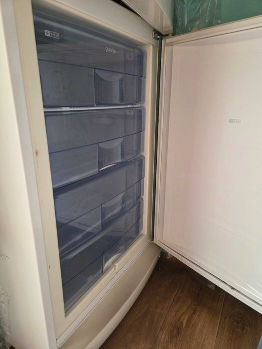 Frigider cu congelator tip combina frigorifica Gorenje