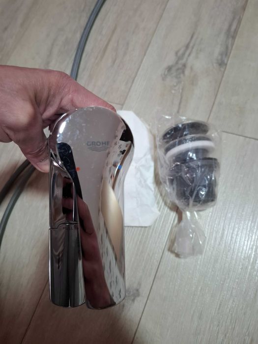 De vazare bateri grohe