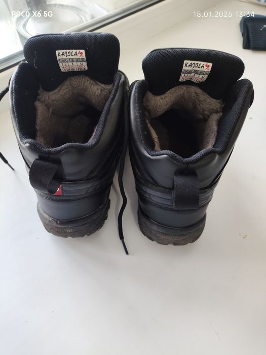 Продам ботинки зимние