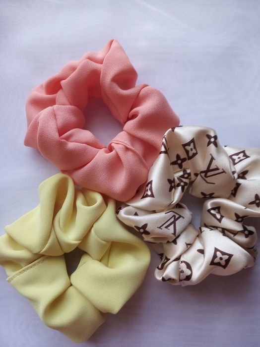 Лимони и череши, панделки и скрънчета, Фибички и ластичета