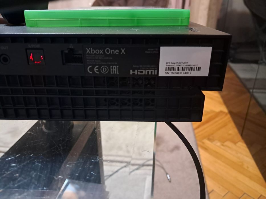 Consola Xbox one x 1tb