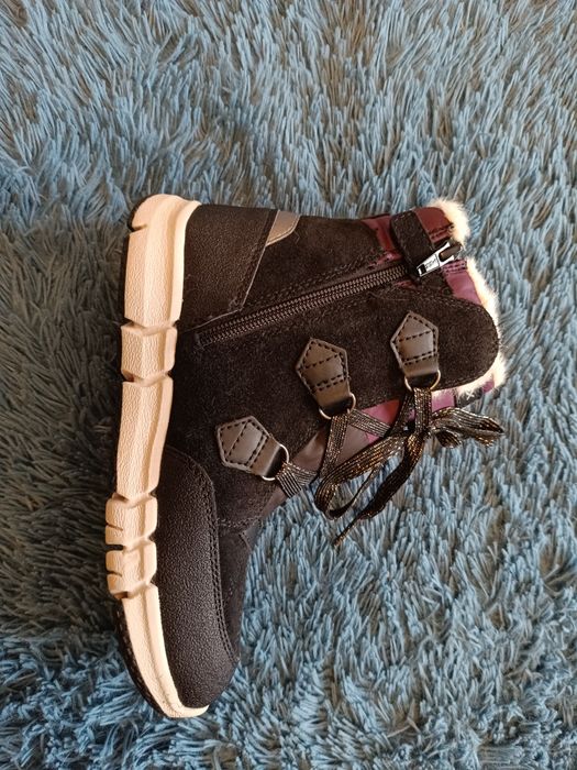 Детские зимние ботинки