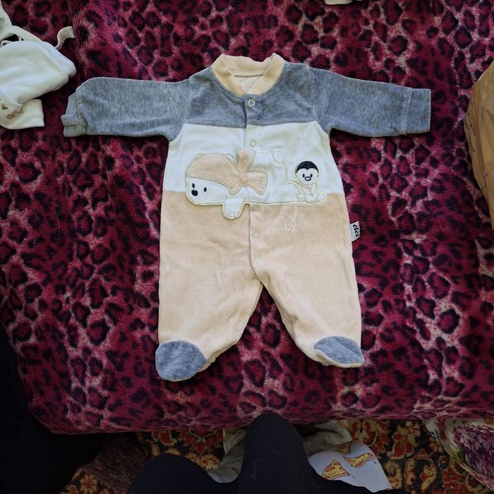 Продам детские вещи от 0 до 5 месяцев