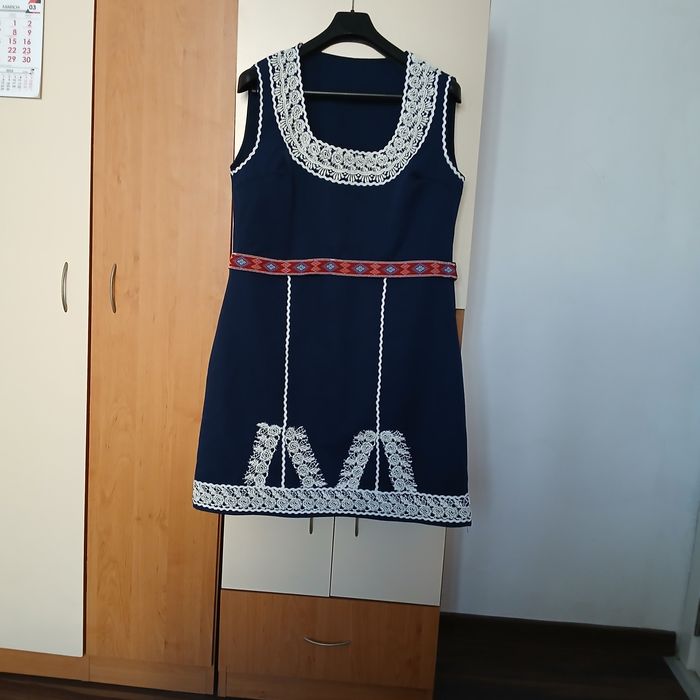 Народни носии, кърпи и престилки