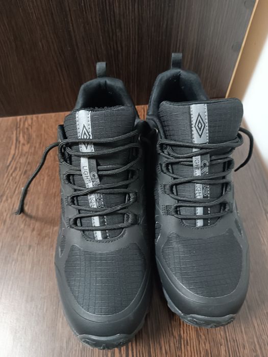 Încălțămintea sport UMBRO