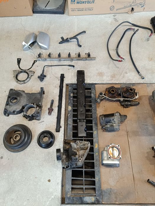 Двигател  м54 б25  бмв